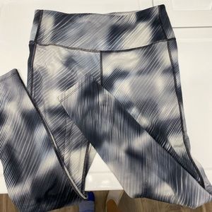 Athleta Pants - Athleta full length leggings Athleta Pants - Athleta full length leggings